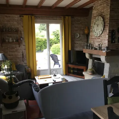 Vakantiehuis Coup De Coeur Assure ! Calm Comme A La Maison ! Maison Spacieuse Avec Grande Terrasse Pour 2 A 5 Personnes Proximite Et Avec Wifi Et Parking Gratuits Granville
