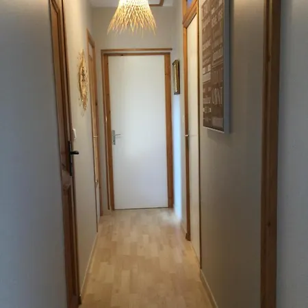 Vakantiehuis Coup De Coeur Assure ! Calm Comme A La Maison ! Maison Spacieuse Avec Grande Terrasse Pour 2 A 5 Personnes Proximite Et Avec Wifi Et Parking Gratuits Granville