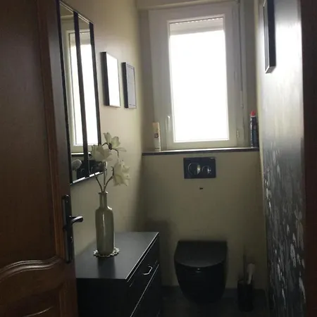 Vakantiehuis Coup De Coeur Assure ! Calm Comme A La Maison ! Maison Spacieuse Avec Grande Terrasse Pour 2 A 5 Personnes Proximite Et Avec Wifi Et Parking Gratuits Granville