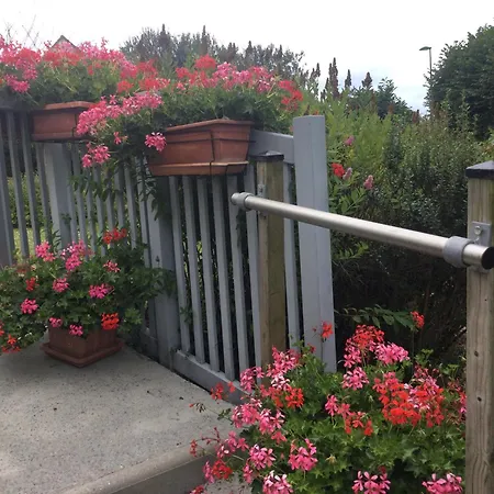 Tatil Evi Coup De Coeur Assure ! Calm Comme A La Maison ! Maison Spacieuse Avec Grande Terrasse Pour 2 A 5 Personnes Proximite Et Avec Wifi Et Parking Gratuits Granville