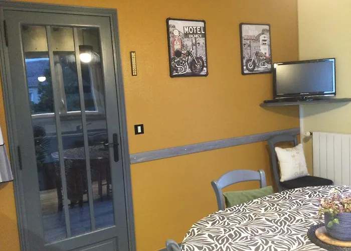 Prázdninový dům Coup De Coeur Assure ! Calm Comme A La Maison ! Maison Spacieuse Avec Grande Terrasse Pour 2 A 5 Personnes Proximite Et Avec Wifi Et Parking Gratuits *