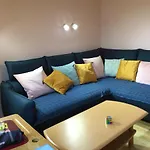 Coup De Coeur Assure ! Calm Comme A La Maison ! Maison Spacieuse Avec Grande Terrasse Pour 2 A 5 Personnes Proximite Et Avec Wifi Et Parking Gratuits グランビル