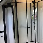 Semesterbostad Coup De Coeur Assure ! Calm Comme A La Maison ! Maison Spacieuse Avec Grande Terrasse Pour 2 A 5 Personnes Proximite Et Avec Wifi Et Parking Gratuits Granville