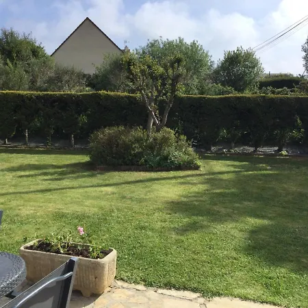 Coup De Cœur Assuré ! Calm Comme à La Maison ! Maison Spacieuse Avec Grande Terrasse Pour 2 à 5 Personnes Proximité Et Avec Wifi Et Parking Gratuits