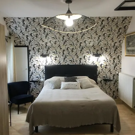 Coup De Cœur Assuré ! Calm Comme à La Maison ! Maison Spacieuse Avec Grande Terrasse Pour 2 à 5 Personnes Proximité Et Avec Wifi Et Parking Gratuits *