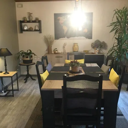 Coup De Coeur Assure ! Calm Comme A La Maison ! Maison Spacieuse Avec Grande Terrasse Pour 2 A 5 Personnes Proximite Et Avec Wifi Et Parking Gratuits 度假居 *