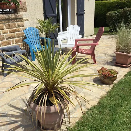 Coup De Coeur Assure ! Calm Comme A La Maison ! Maison Spacieuse Avec Grande Terrasse Pour 2 A 5 Personnes Proximite Et Avec Wifi Et Parking Gratuits