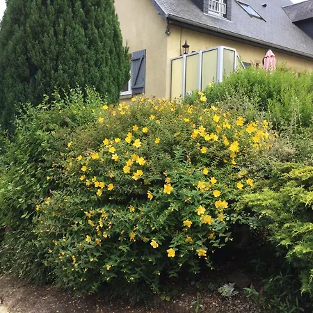 Coup De Coeur Assure ! Calm Comme A La Maison ! Maison Spacieuse Avec Grande Terrasse Pour 2 A 5 Personnes Proximite Et Avec Wifi Et Parking Gratuits Semesterbostad