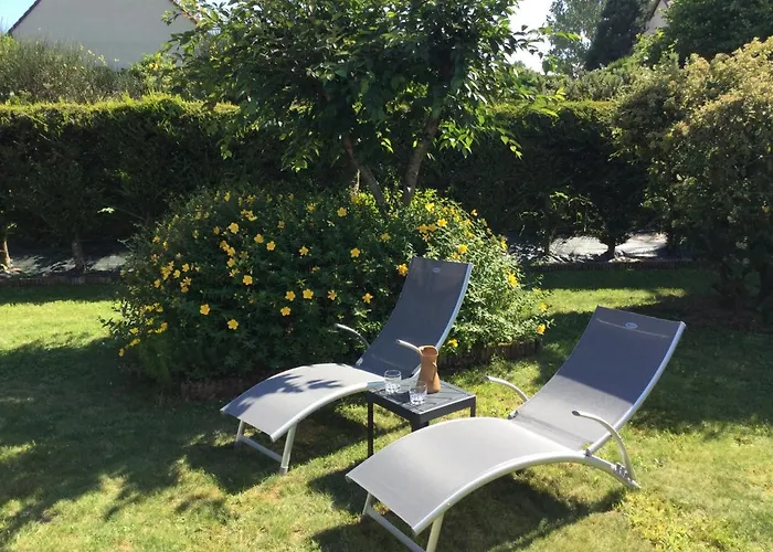 Coup De Cœur Assuré ! Calm Comme à La Maison ! Maison Spacieuse Avec Grande Terrasse Pour 2 à 5 Personnes Proximité Et Avec Wifi Et Parking Gratuits *