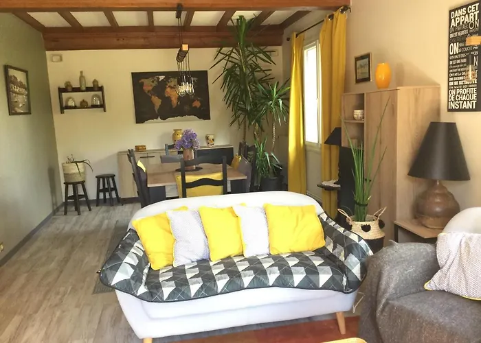 Coup De Coeur Assure ! Calm Comme A La Maison ! Maison Spacieuse Avec Grande Terrasse Pour 2 A 5 Personnes Proximite Et Avec Wifi Et Parking Gratuits * グランビル
