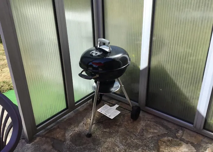 Coup De Coeur Assure ! Calm Comme A La Maison ! Maison Spacieuse Avec Grande Terrasse Pour 2 A 5 Personnes Proximite Et Avec Wifi Et Parking Gratuits Nyaraló Granville