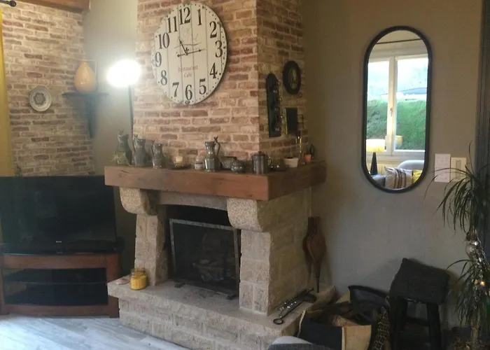 Coup De Coeur Assure ! Calm Comme A La Maison ! Maison Spacieuse Avec Grande Terrasse Pour 2 A 5 Personnes Proximite Et Avec Wifi Et Parking Gratuits