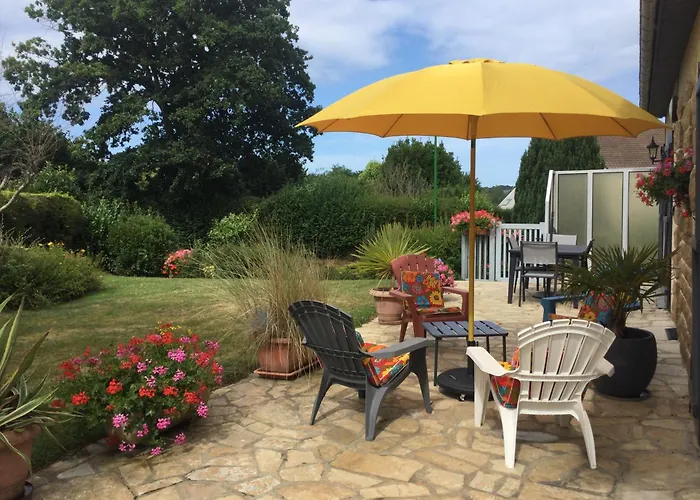 Coup De Coeur Assure ! Calm Comme A La Maison ! Maison Spacieuse Avec Grande Terrasse Pour 2 A 5 Personnes Proximite Et Avec Wifi Et Parking Gratuits Nyaraló