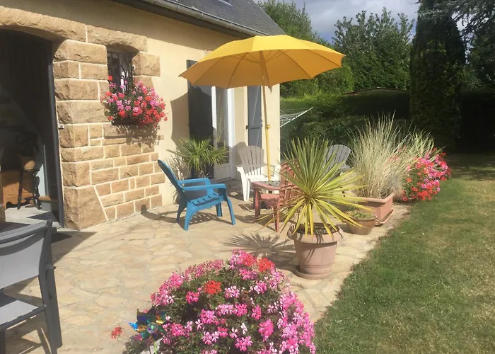 Coup De Coeur Assure ! Calm Comme A La Maison ! Maison Spacieuse Avec Grande Terrasse Pour 2 A 5 Personnes Proximite Et Avec Wifi Et Parking Gratuits